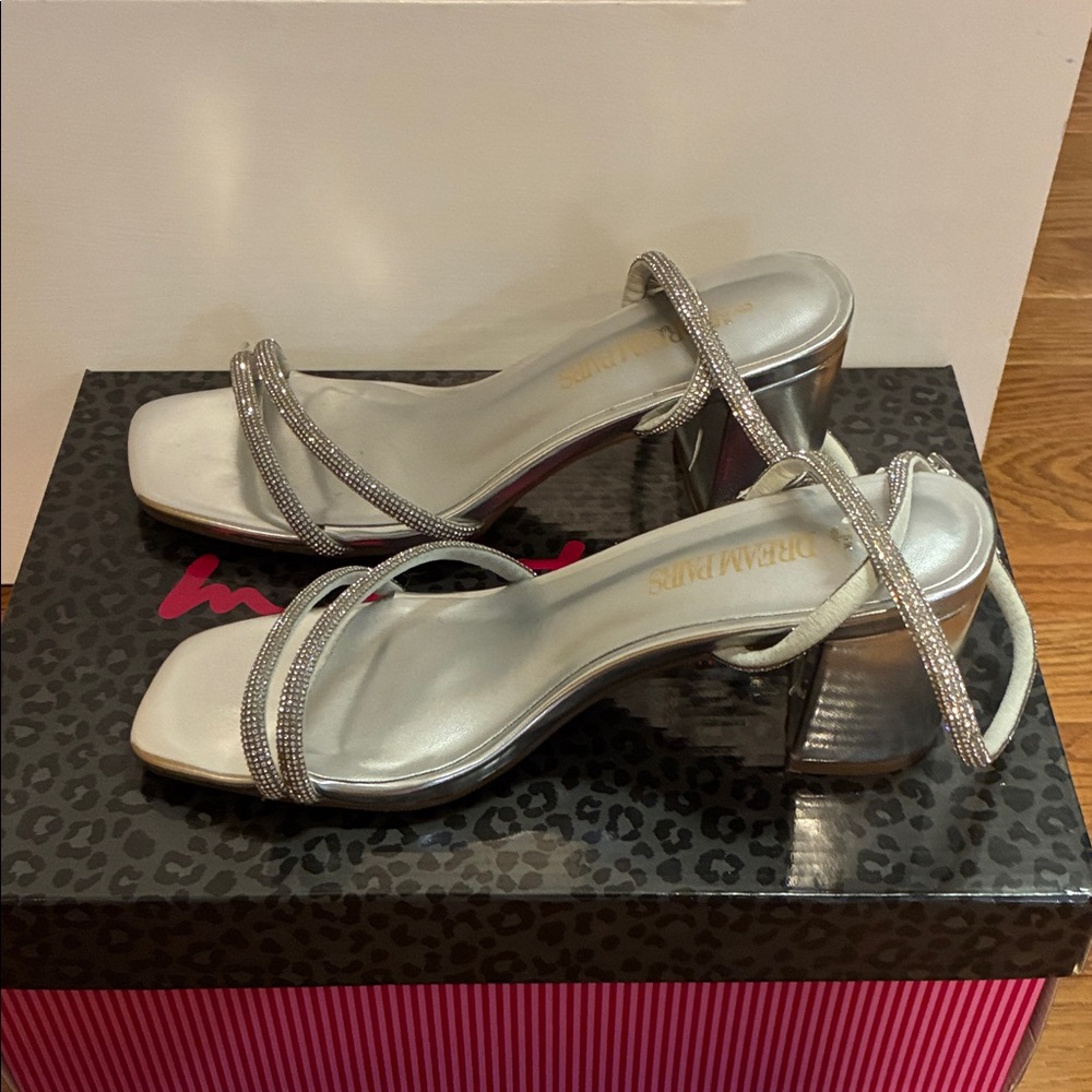 Dream Pairs Metallic Strappy Heels